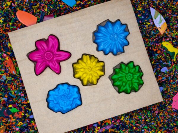 Recycled Flower Crayon Set