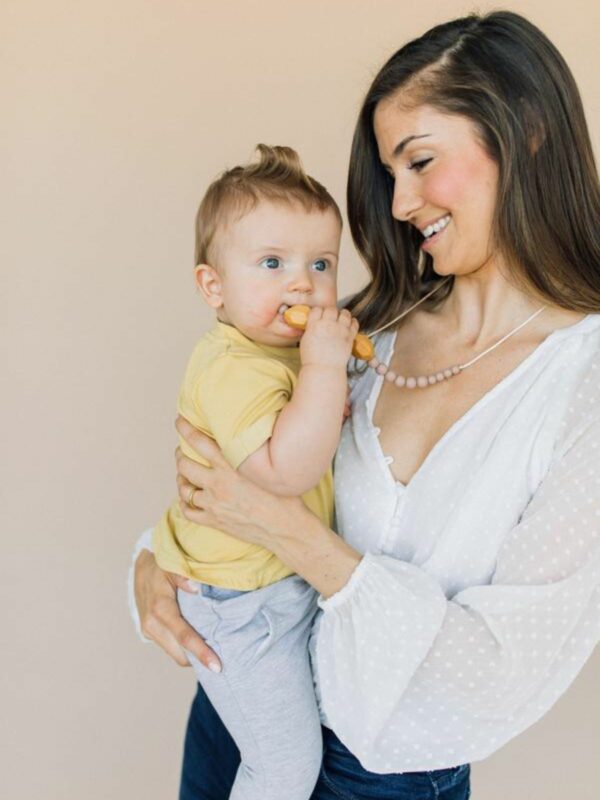 The Austin Teething Necklace - Desert Taupe