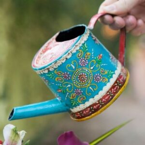 henna treasure watering can